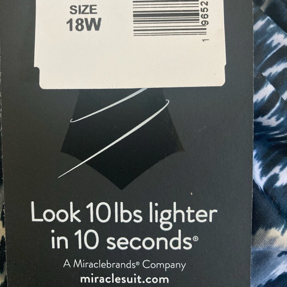 Miraclesuit Swimsuit Estilo NWT 10 lbs Lighter in 10 Seconds Women's Swim Attire - Picture 5 of 8